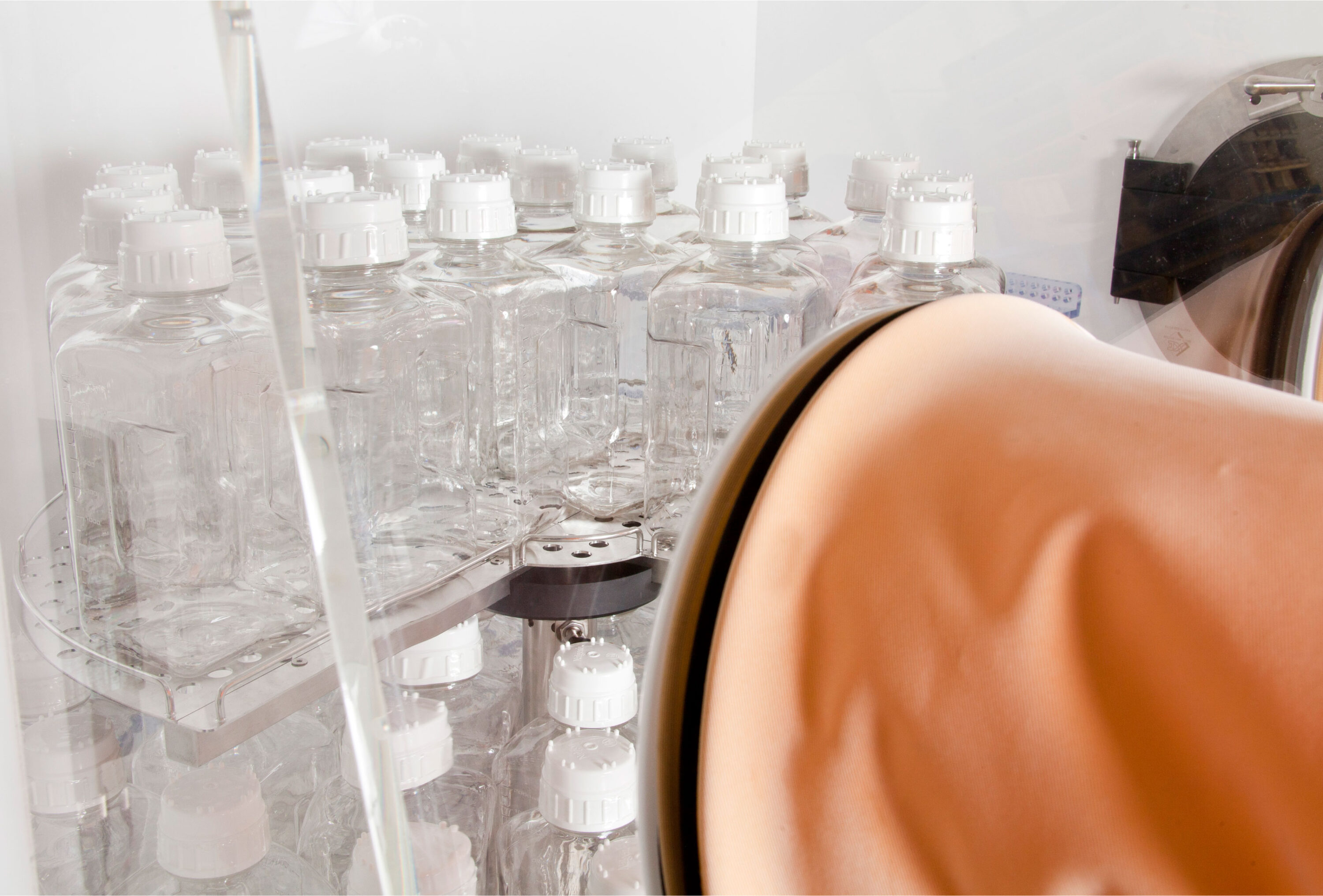 JCE biotechnology isolator manufacturer hospitals pharmaceutical 07 scaled